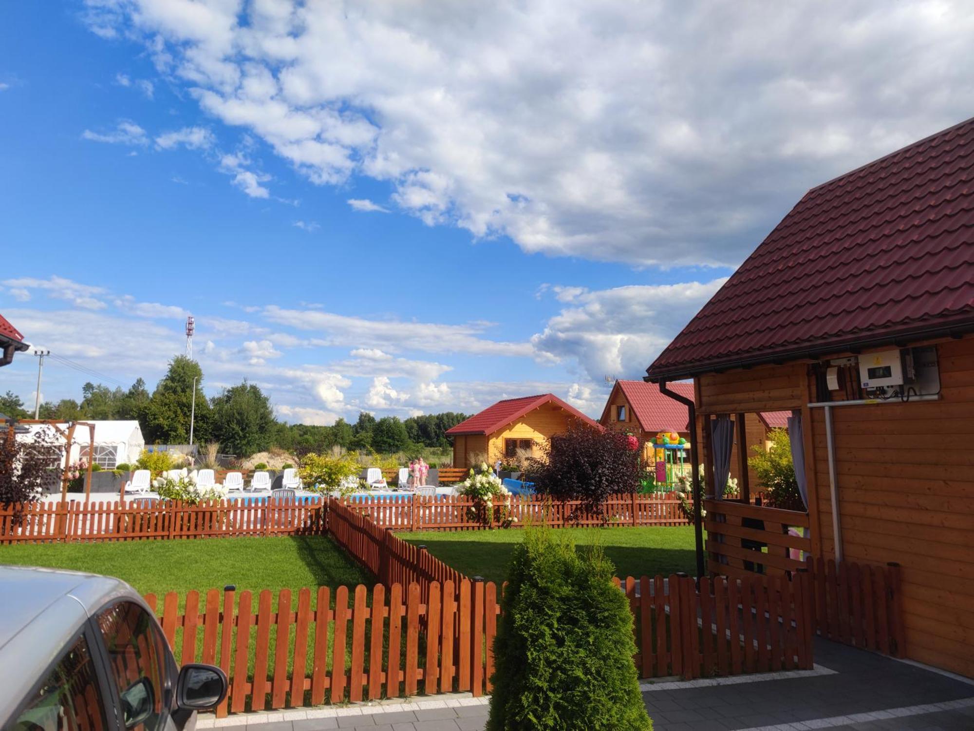 Miodowa Sadyba Domki Caloroczne Kluczbork Ligota Zamecka Exteriér fotografie